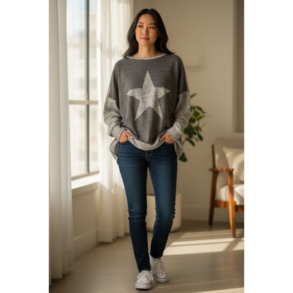 GO Couture Star Graphic Sweatshirt Gray Oversized Top Womens Large USA